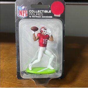 # 15 PATRICK MAHOMES NFL Collectible Figure